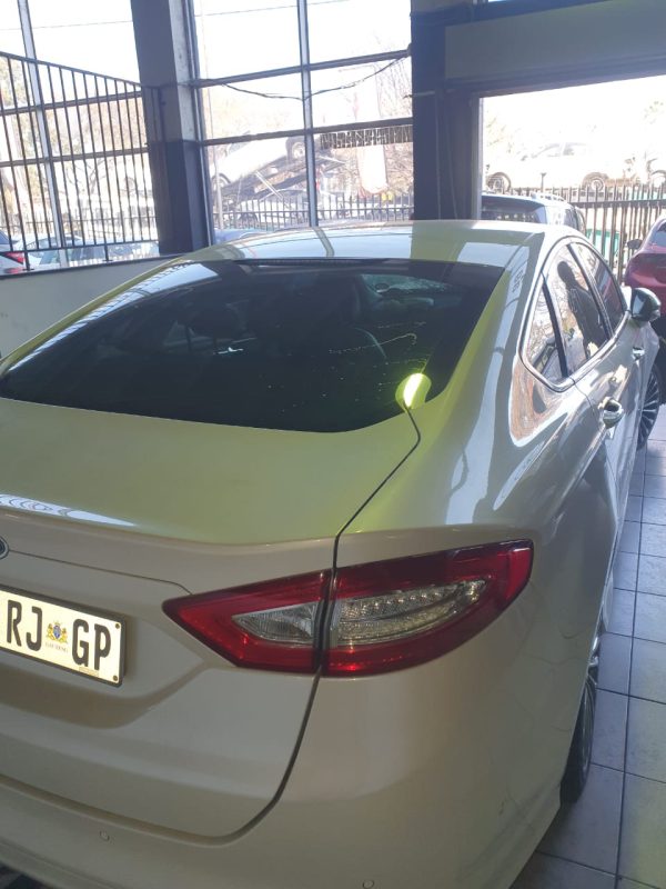 Ford- Fusion - Image 6