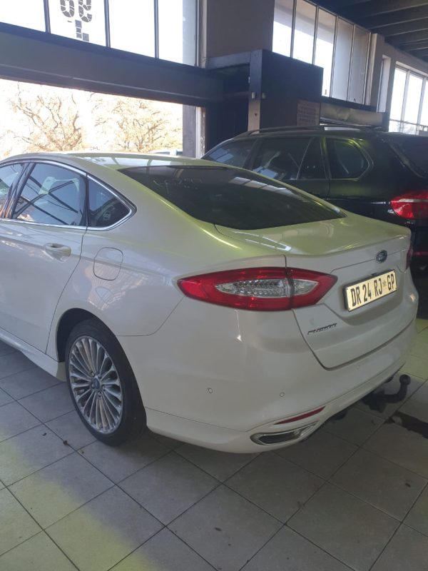 Ford- Fusion - Image 5