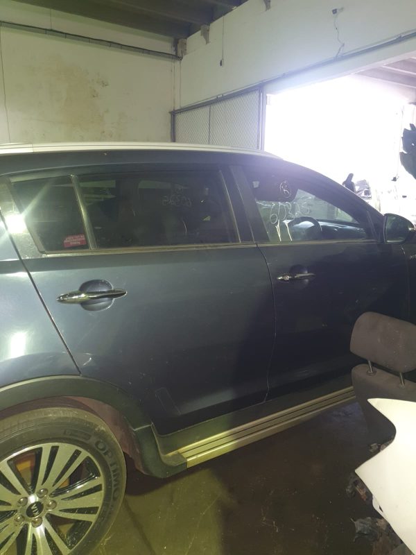 Kia-Sportage -2011 - Image 3