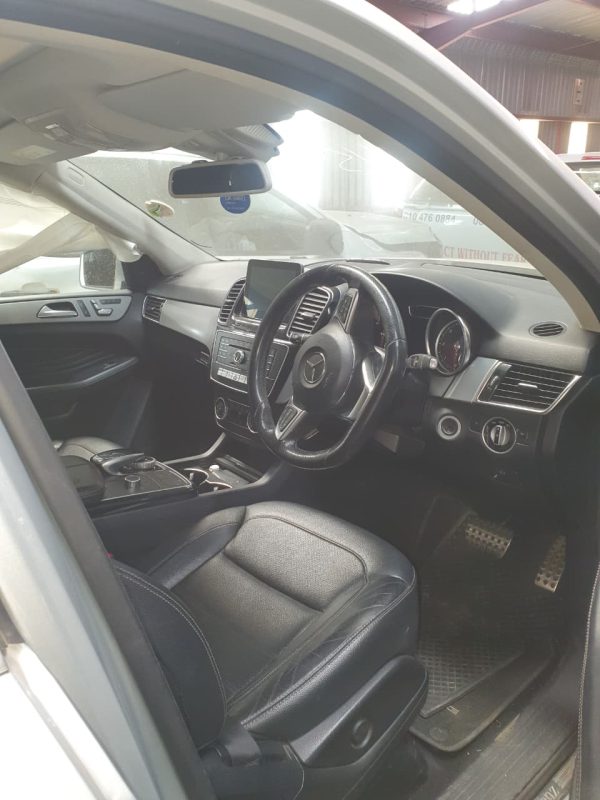 Marcedes-Benz GLE - Image 4