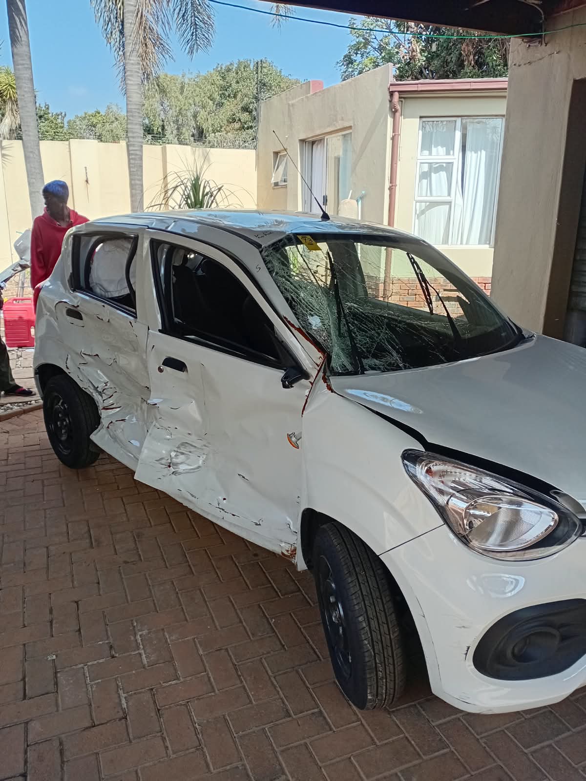Toyota Vitz - Image 8