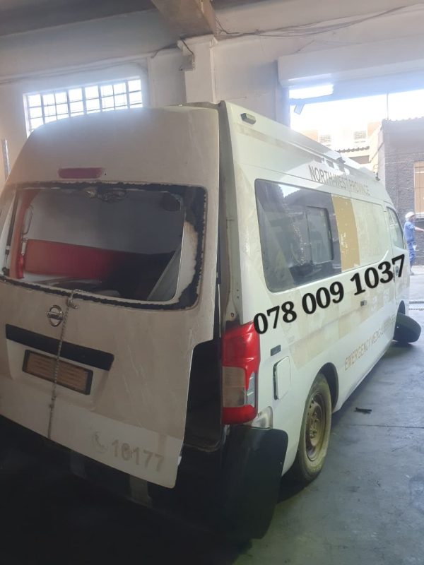 Nissan NV-350 - Image 2